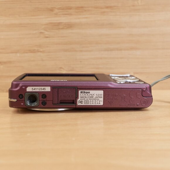 Nikon Coolpix S210 / 8MP Digital Camera / 3x Optical Zoom / Plum / Tested - Picture 8 of 9